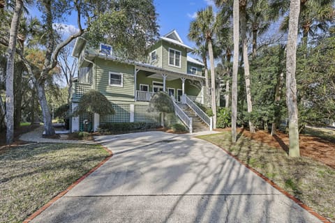 Welcome to 15 Atlantic Beach!
