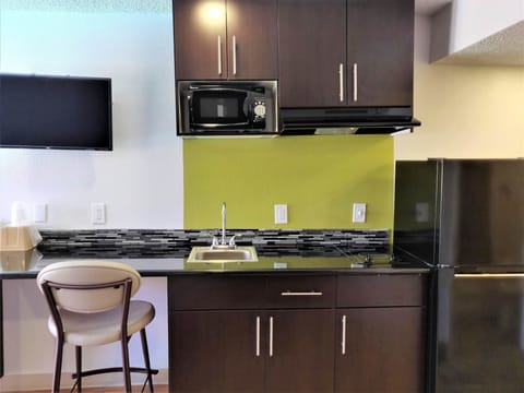 Desk, blackout drapes, iron/ironing board, free WiFi