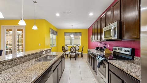 Sweet Home Vacation Rentals, Top Resorts Florida Crystal Cove