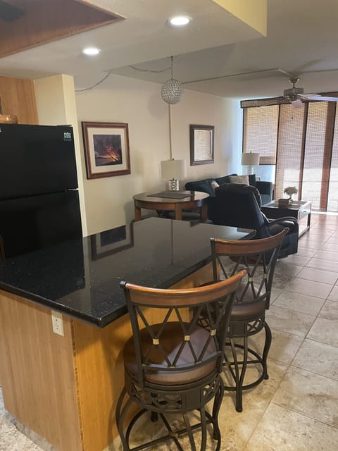 Kitchen counter seating