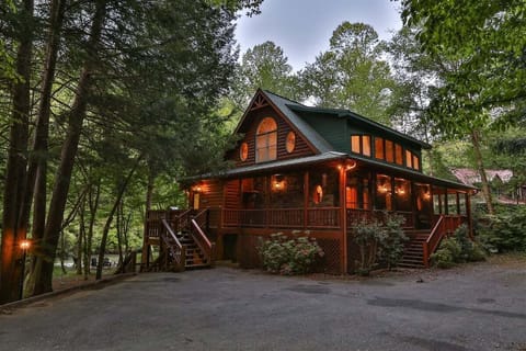 Riverhouse at dusk