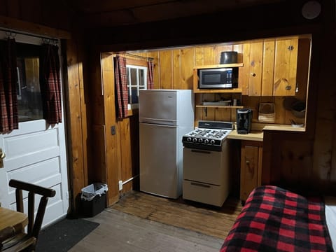 Kitchen/Dining/Bedroom