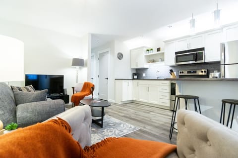 Welcome to The Elm, Suite 2