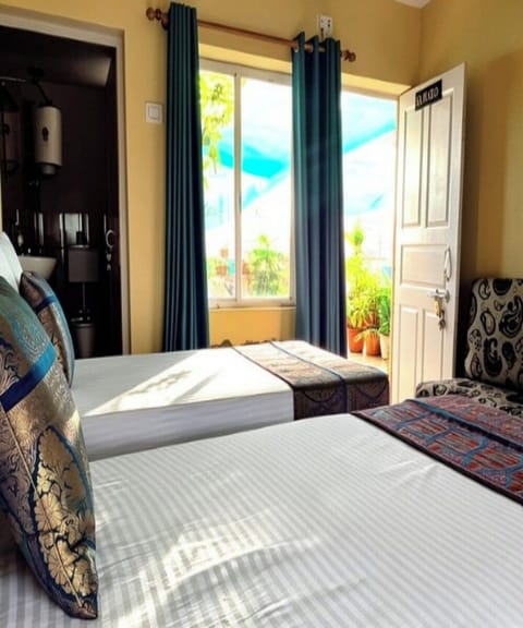 Deluxe Double or Twin Room, Garden View | In-room safe, laptop workspace, soundproofing, WiFi (free)