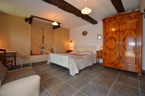 Double Room (Chaumière) | Individually decorated, individually furnished, desk, soundproofing