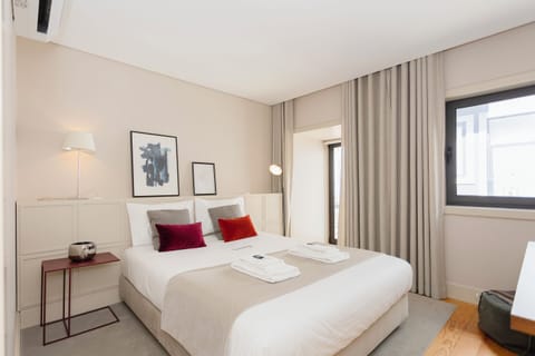 Apartment, 1 Bedroom | 1 bedroom, iron/ironing board, cribs/infant beds, free WiFi