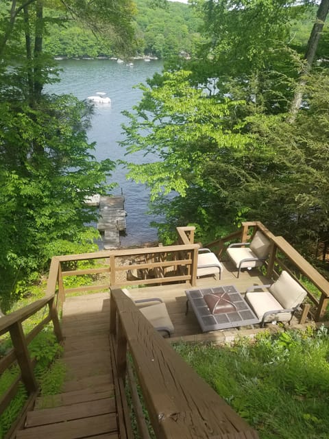 lower deck area with fire pit