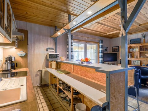 Wood, Architecture, Beam, Flooring, Hardwood, Living Room, Real Estate, Wood Stain, Kitchen, Table