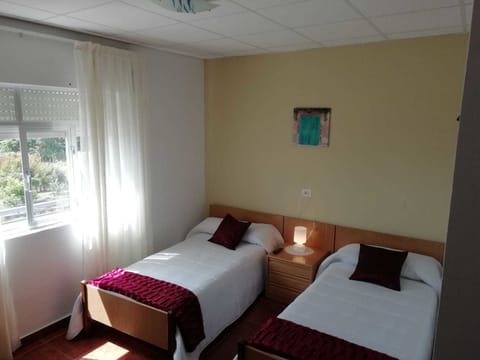 Double Room | Free cribs/infant beds, rollaway beds, free WiFi