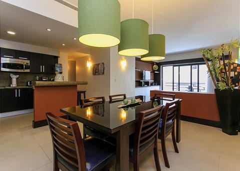 Condo | In-room dining