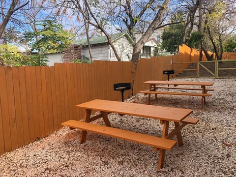 Outdoor BBQ & sitting area