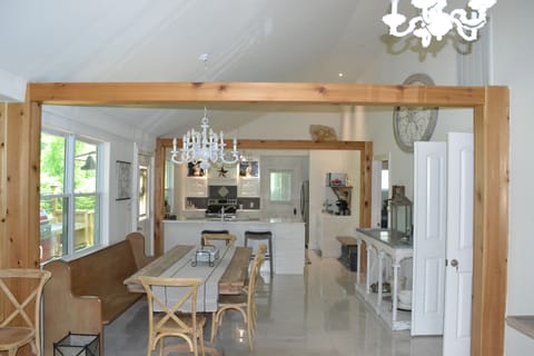 Dining to Kitchen -7' table seats 10 -Louisiana Décor-Dishes provided