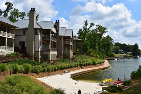 Homes, Beach & Kayaks