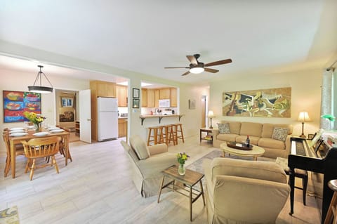 Open floor plan for easy entertaining