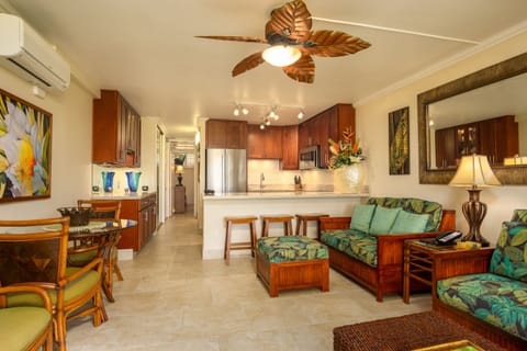 Hawaiin tradition beach condo.