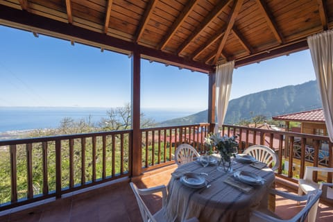 Villa, 2 Bedrooms, Balcony | Terrace/patio