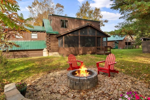 backyard fire circle for s'mores!