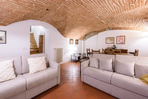 Comfort Apartment, 2 Bedrooms, Non Smoking | Living area