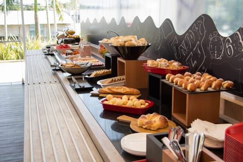 Daily continental breakfast for a fee