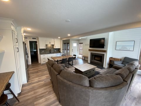 Another view of Livingroom 1 