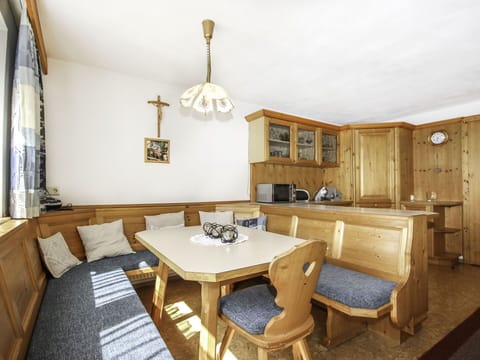 Property, Room, Furniture, Interior Design, Building, House, Real Estate, Yellow, Table, Ceiling