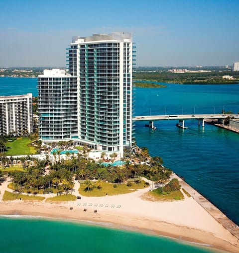 Aerial view of the building with the widest beach in Bal Harbour