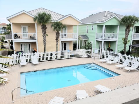 pool area, view from balcony