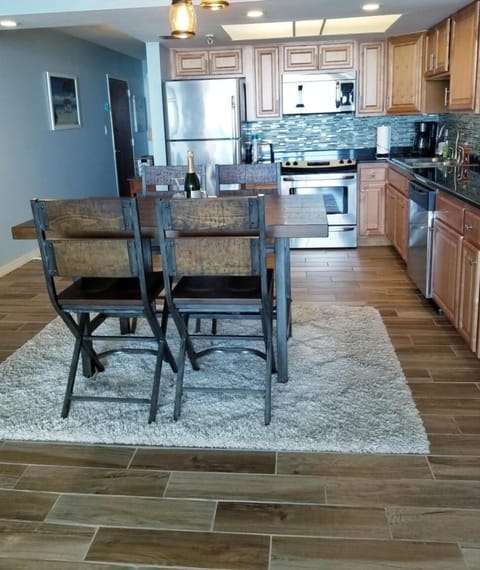 hi quality furniture 