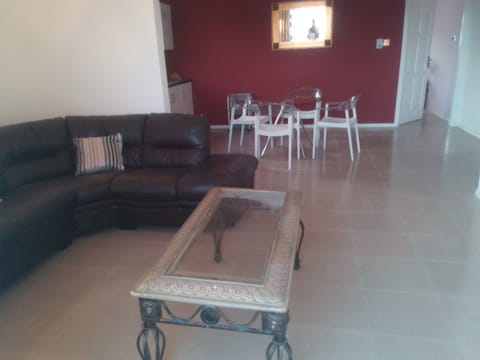 open plan lounge and diner