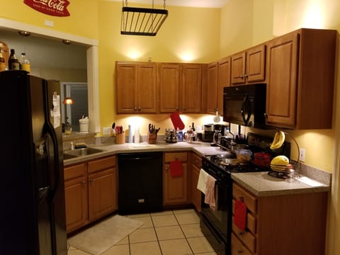 Fully stocked kitchen including complimentary coffee and tea