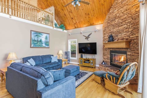 Lots of Living Room Seating