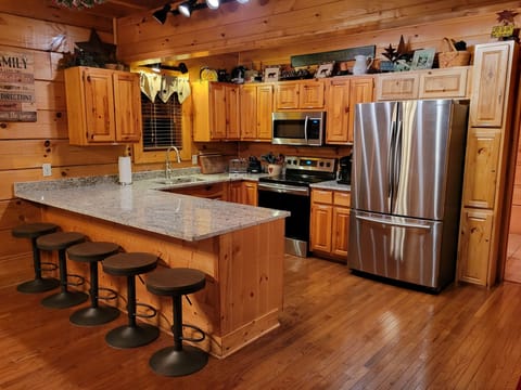 OCTOBER 2021, NEW KITCHEN LAYOUT WITH NEW GRANITE COUNTERTOPS!!!!  