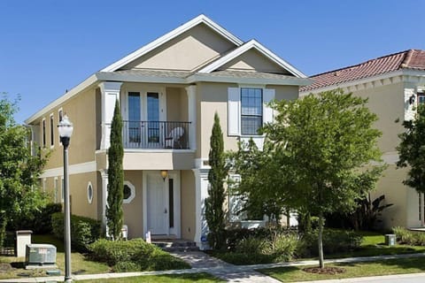  CLASSIC YET MODERN DESIGN UPON YOUR ARRIVAL