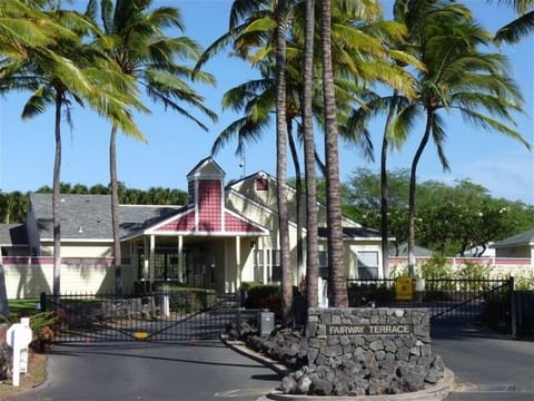 Gated complex