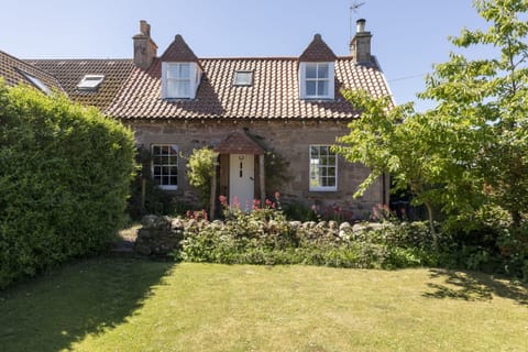 Windyrig - the pretty front exterior