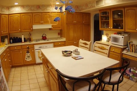 Breakfast island in large kitchen
