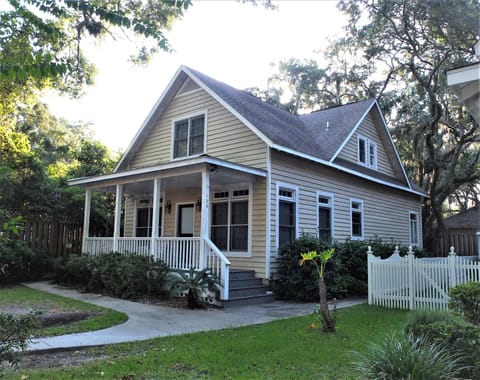 Our cozy cottage for your vacation getaway