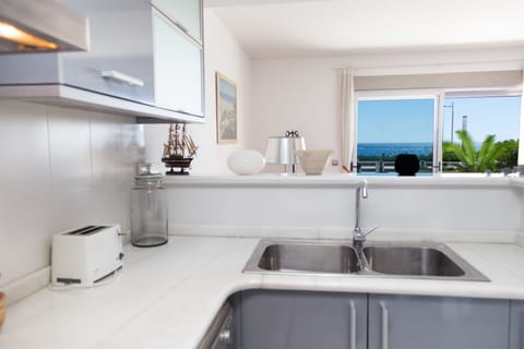 Luxury Apartment, 2 Bedrooms, Terrace | Private kitchen | Full-size fridge, microwave, oven, stovetop