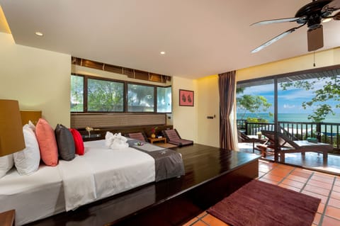 Villa, Beachfront (Rendezvous Villa) | 2 bedrooms, minibar, in-room safe, desk