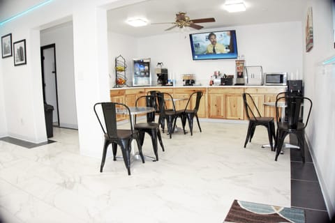 Free daily full breakfast