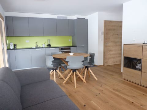 Room, Furniture, Property, Interior Design, Floor, Building, Kitchen, House, Wood Flooring, Cabinetry