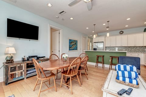 Villa Marianne living room view to dining table