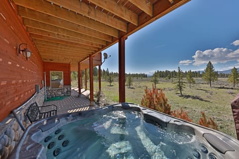 Private Hot Tub enjoy the view while you relax after a long day enjoying the mountain adventure!
