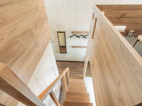 [December 2024 Renewal] Japanese-Western-Style Room, Tatami with loft, bedding included, Non Smoking | Down comforters, desk, soundproofing, WiFi (free)