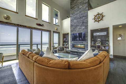 Newport Vacation Rental | 4BR | 3.5BA | 3,300 Sq Ft | Stairs Required