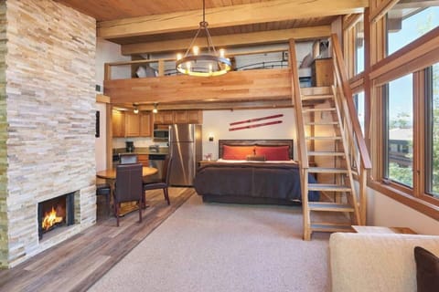 Bed, kitchen and loft