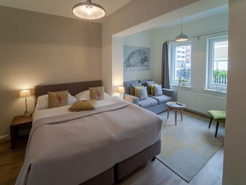 Double Room | In-room safe, blackout drapes, soundproofing, iron/ironing board