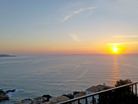 Sky, Horizon, Body Of Water, Sea, Ocean, Sunset, Coast, Sunrise, Morning, Evening