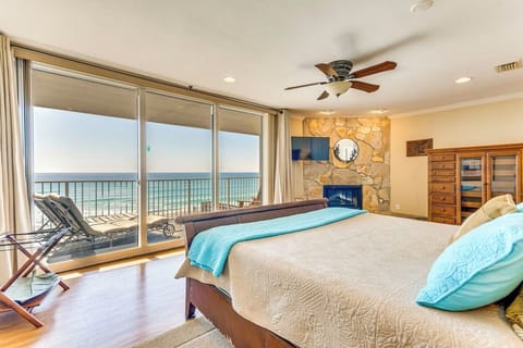 Master Bedroom overlooking the Gulf.
