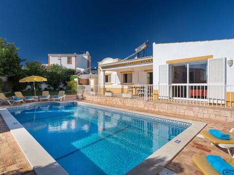 Swimming Pool, Property, House, Building, Real Estate, Home, Vacation, Sky, Water, Resort
